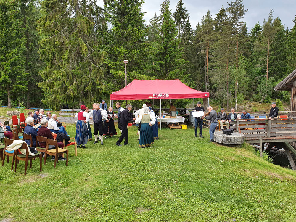 Vellykket Slora Mølles Dag - i både sol og regn 